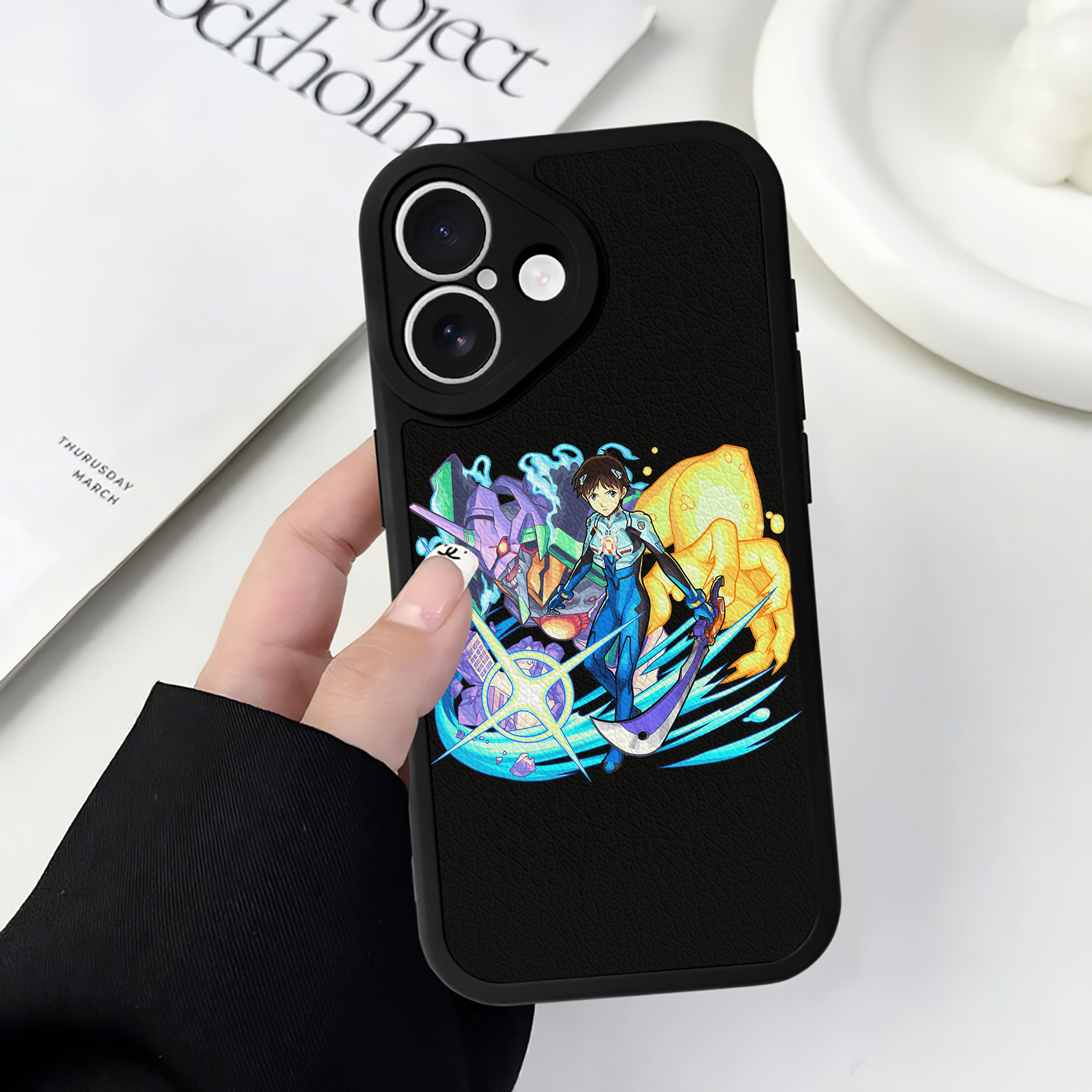 （画像用） EVA 新世紀エヴァンゲリオン 【iPhone 16シリーズ対応】シリコンスマホケース（レザー調） 材質：シリコン